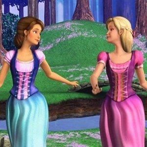 Meet your Posher, Chloe